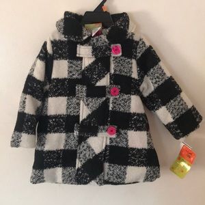 White and black checkered wool coat